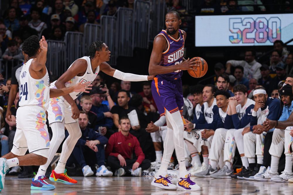 年轻中场 年轻中场