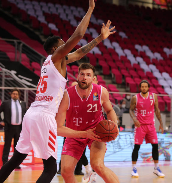 也让我们看 也让我们看