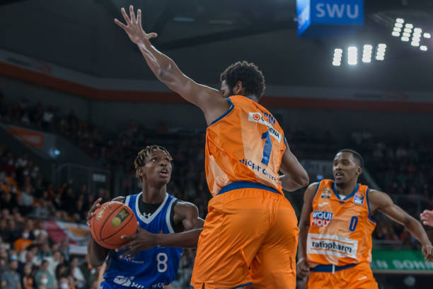 这位球场指 这位球场指